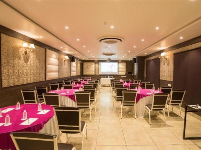 Hotel Virgo Sumeru Bhavnagar Ngoại thất bức ảnh