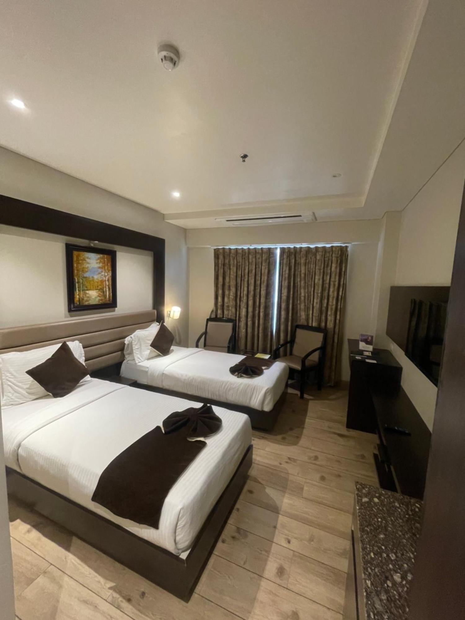 Hotel Virgo Sumeru Bhavnagar Ngoại thất bức ảnh