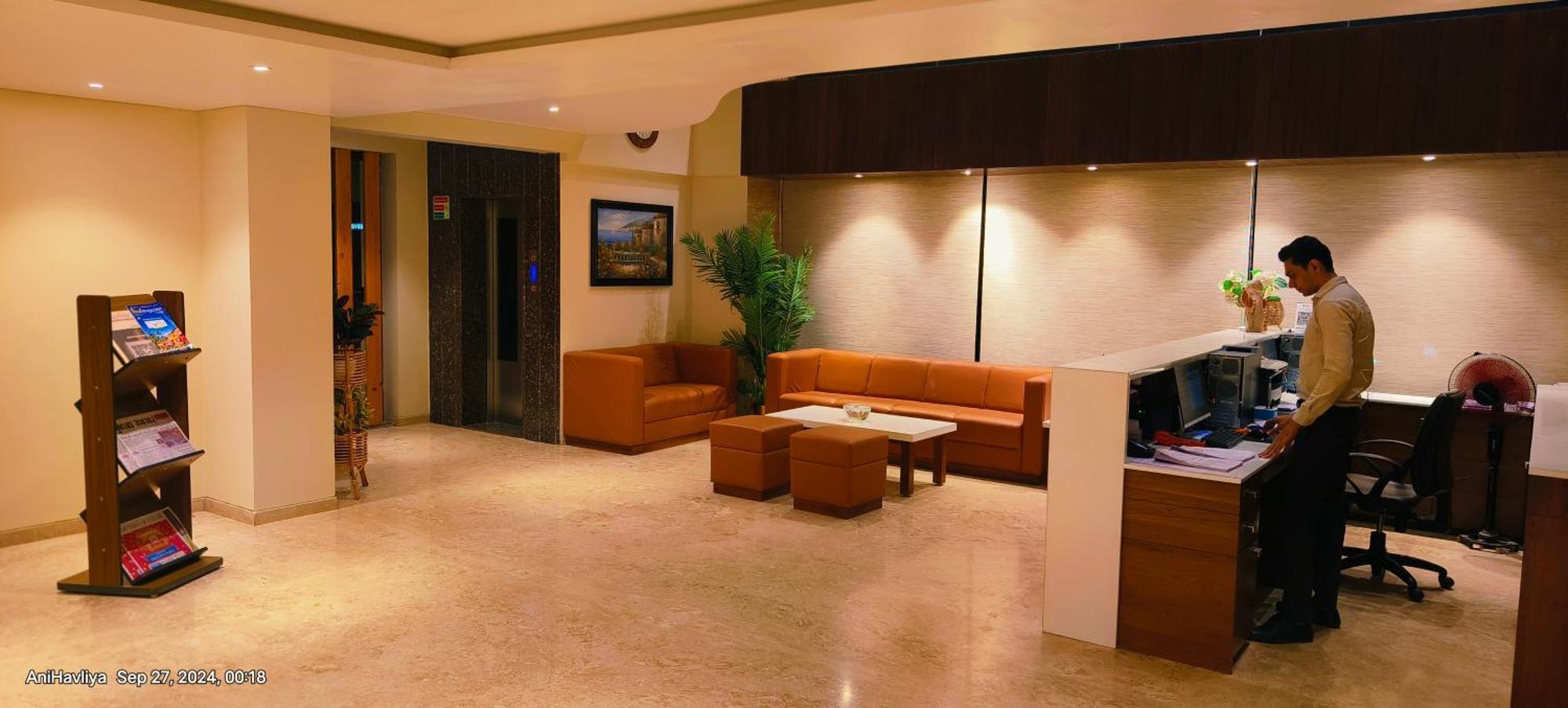 Hotel Virgo Sumeru Bhavnagar Ngoại thất bức ảnh